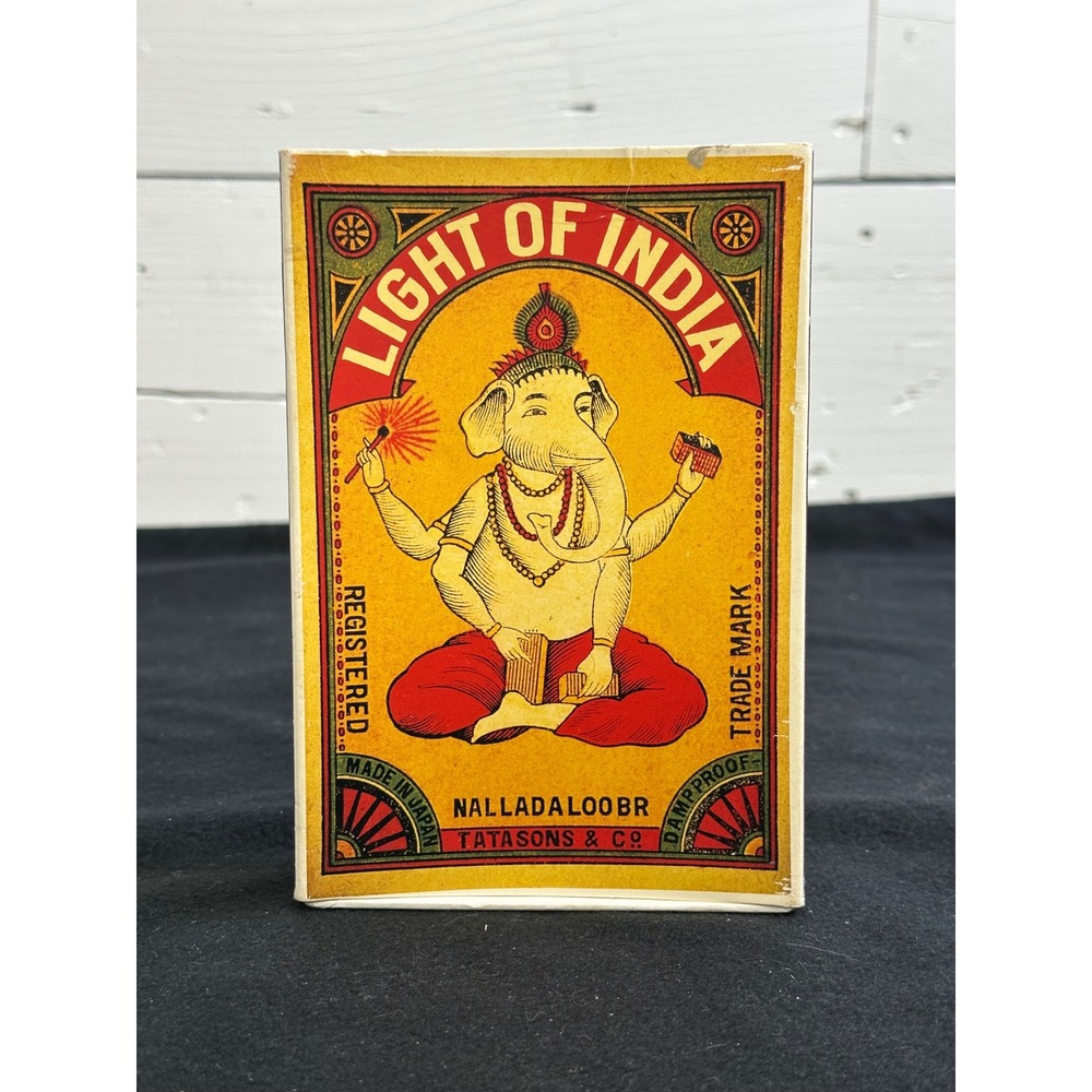 Light of India 24 Collectible Postcards Chronicle Books 1998 Matchbox Label Art